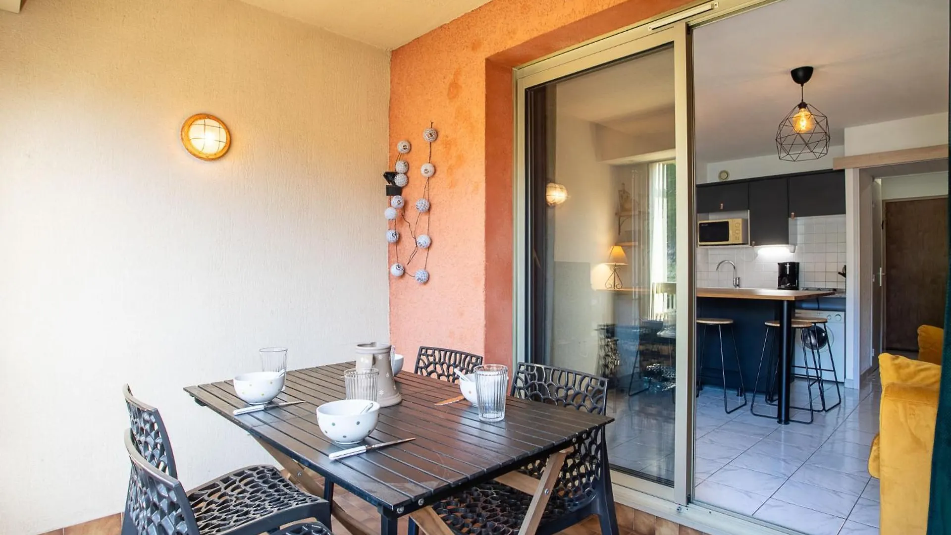 Studio Les Regates-9 By Interhome Hyeres France